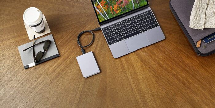 Lacie 2TB Space Gray mobile Drive USB C and USB 3.0 CABLE - Image 6