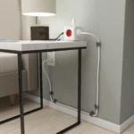 DesignNest PowerCube 5-Outlet Compact Power Strip with Extended Cord Universal plug UK - RED - Image 2