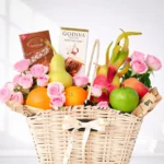 Gourmet Fruit & Chocolate Hamper - Image 2